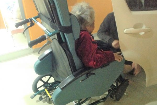 2017/11/25　県外より緊急避難のため前橋市の老人ホームへ即日入居送迎を行いました！ イメージ