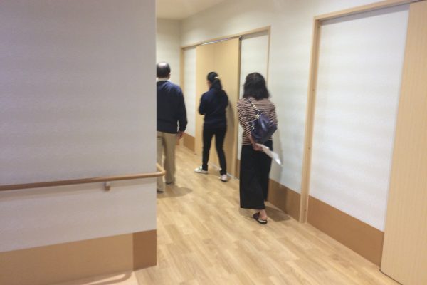 2017/11/22　ご家族様と共に群馬県内の老人ホームを数か所見学に行ってきました！ イメージ
